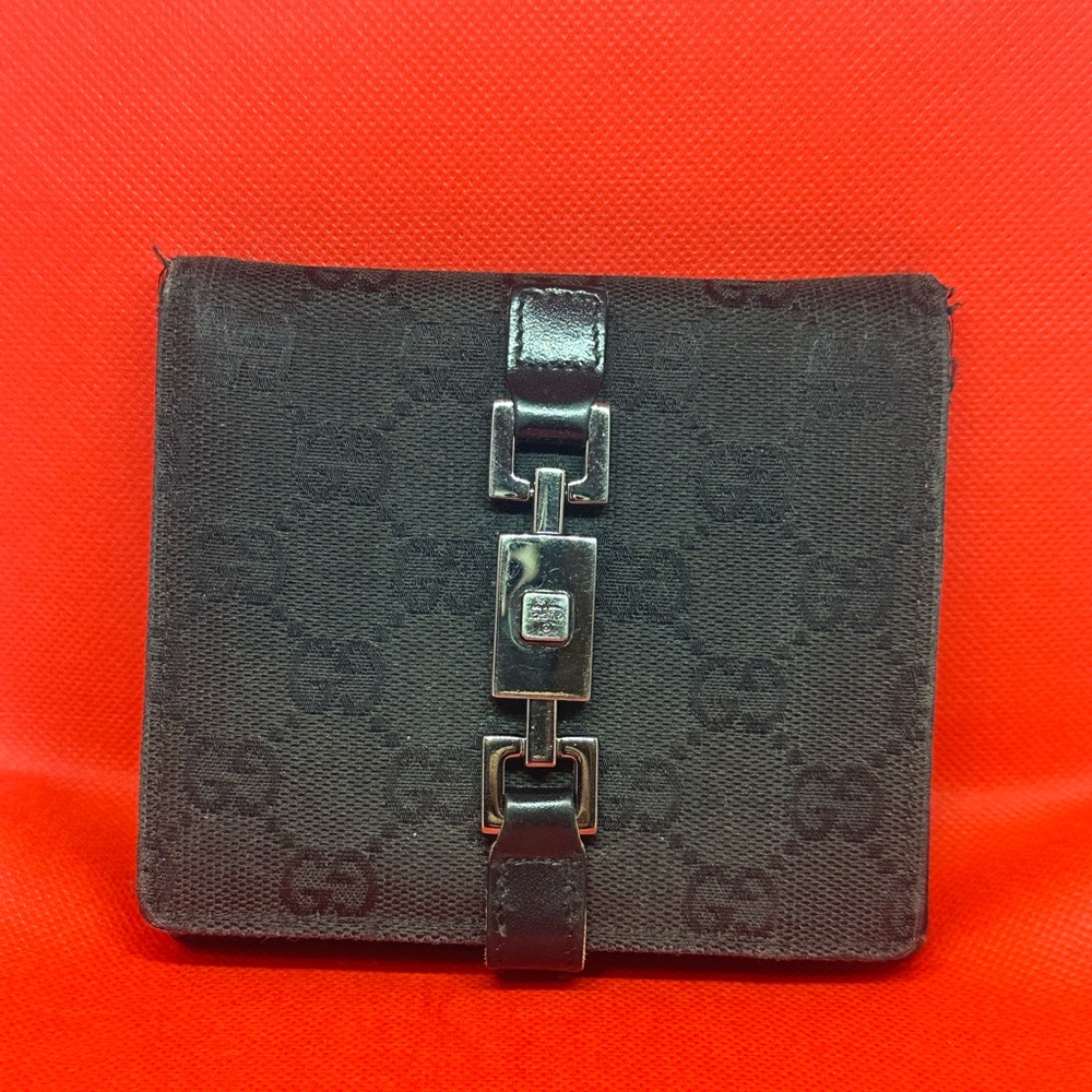 Gucci Wallet 🔥 - Picture 2 of 9